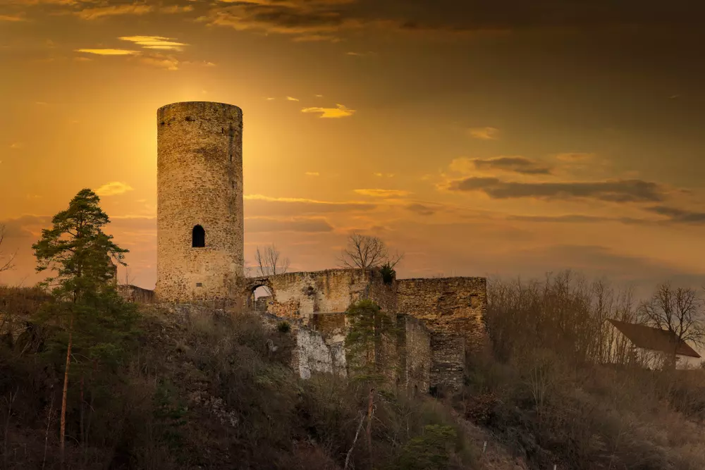 hrad Dobronice
